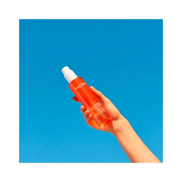 C+C Vitamin Spf 50 Bi-Phase Invisible Sunscreen