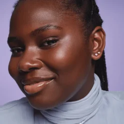 Disney Alice in Wonderland Diamond Haze Highlighter