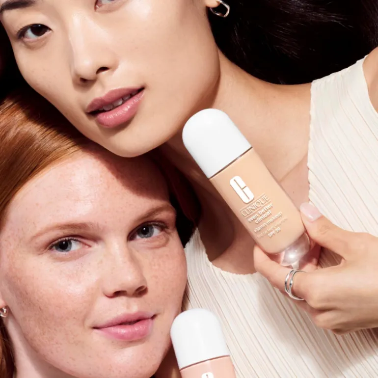 Even Better Clinical Vitamin Makeup SPF 50 Base de Maquillaje