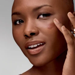 Futurist Blush Maker