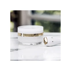 Sisleya L'Integral Anti-Âge Creme Contour des Yeux et Levrès 15 ml